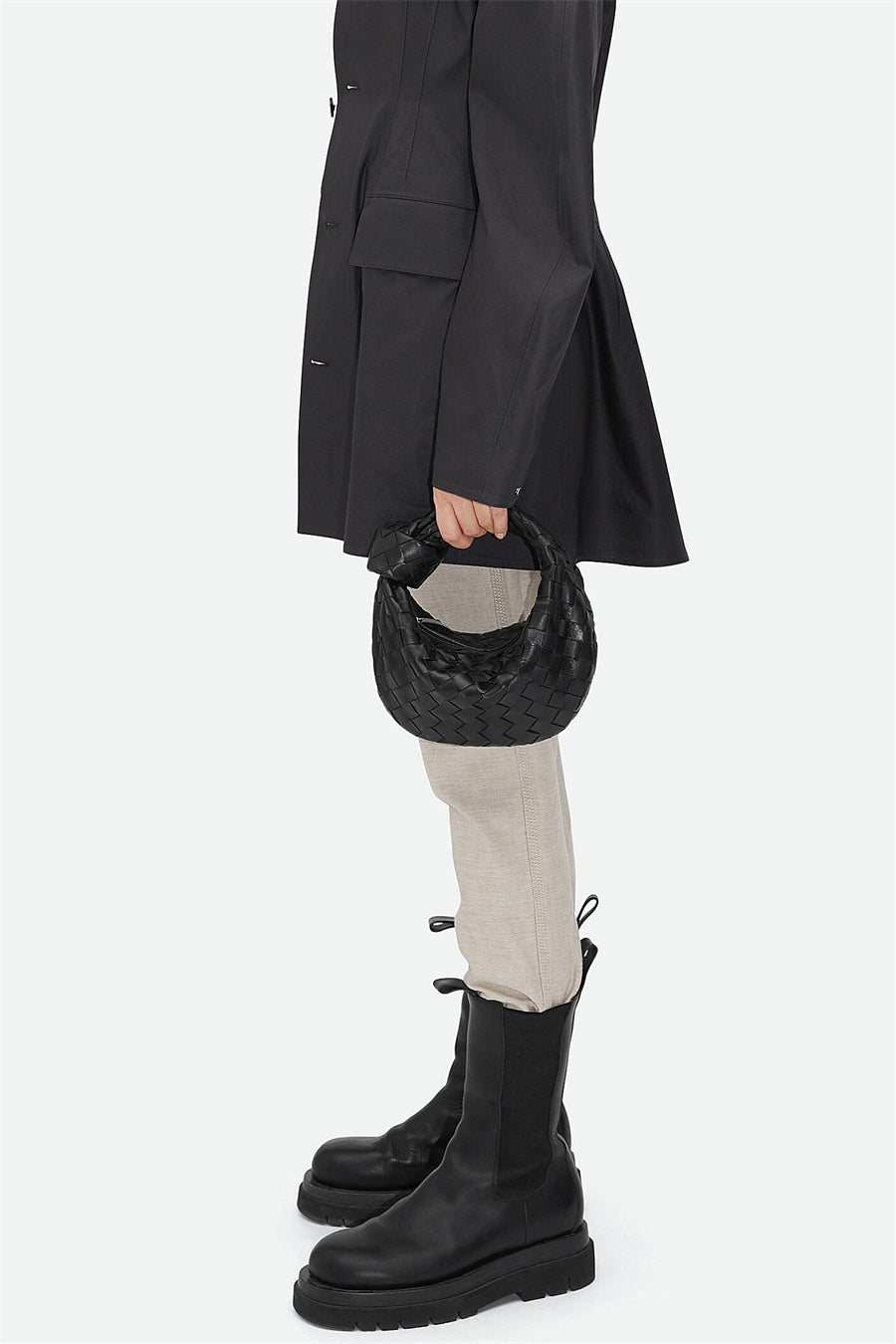AIIZIE ZARIAH WEAVE KNOT CLUTCH BAG - BLACK - product image