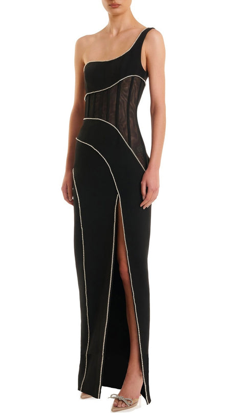 ABITO LUNGO CON FASCE E SPACCO IN RETE CON MONOSPALLA ZORAIDA DIAMANTE