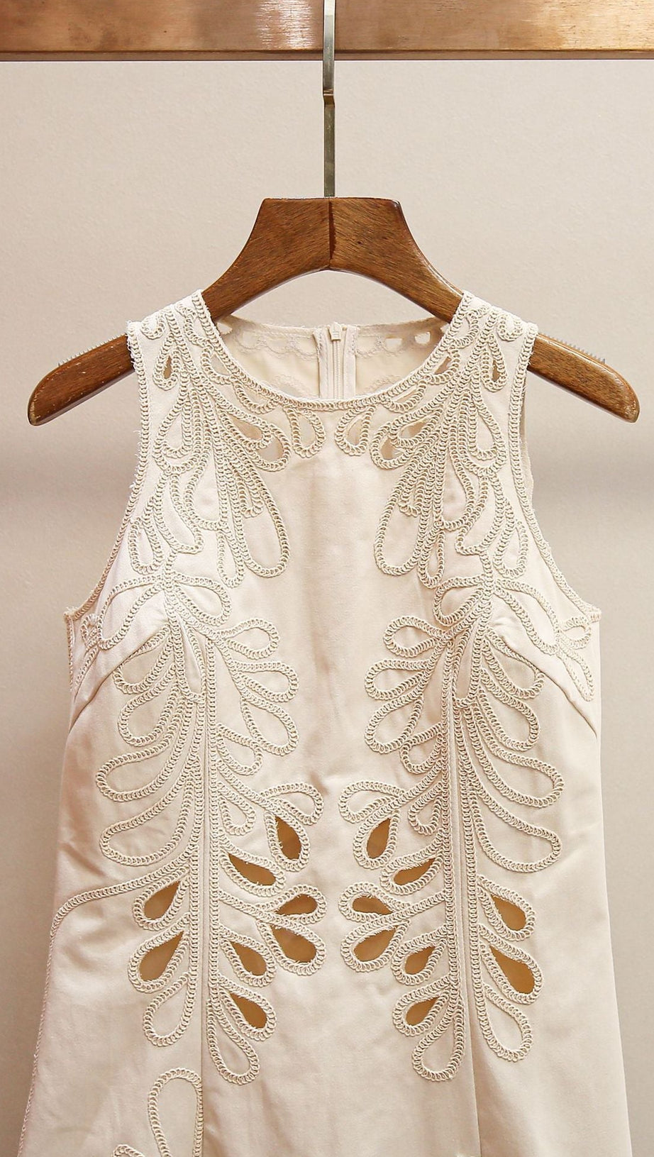 RANETTY CHIC EMBROIDERED & EYELET SLEEVELESS MINI DRESS