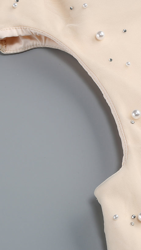 Schulterfreies, tailliertes, perlenverziertes Fischschwanzkleid 