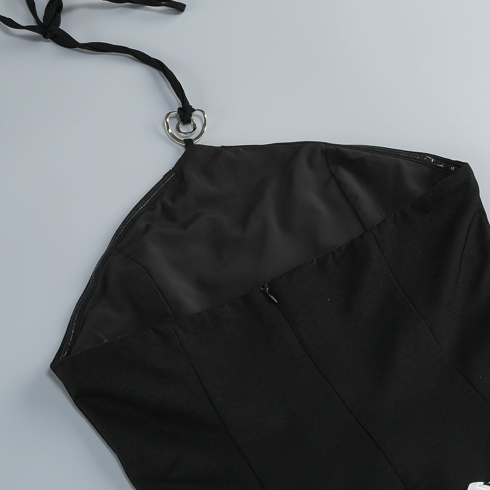 Schwarz-weißes Minikleid mit Perlen 