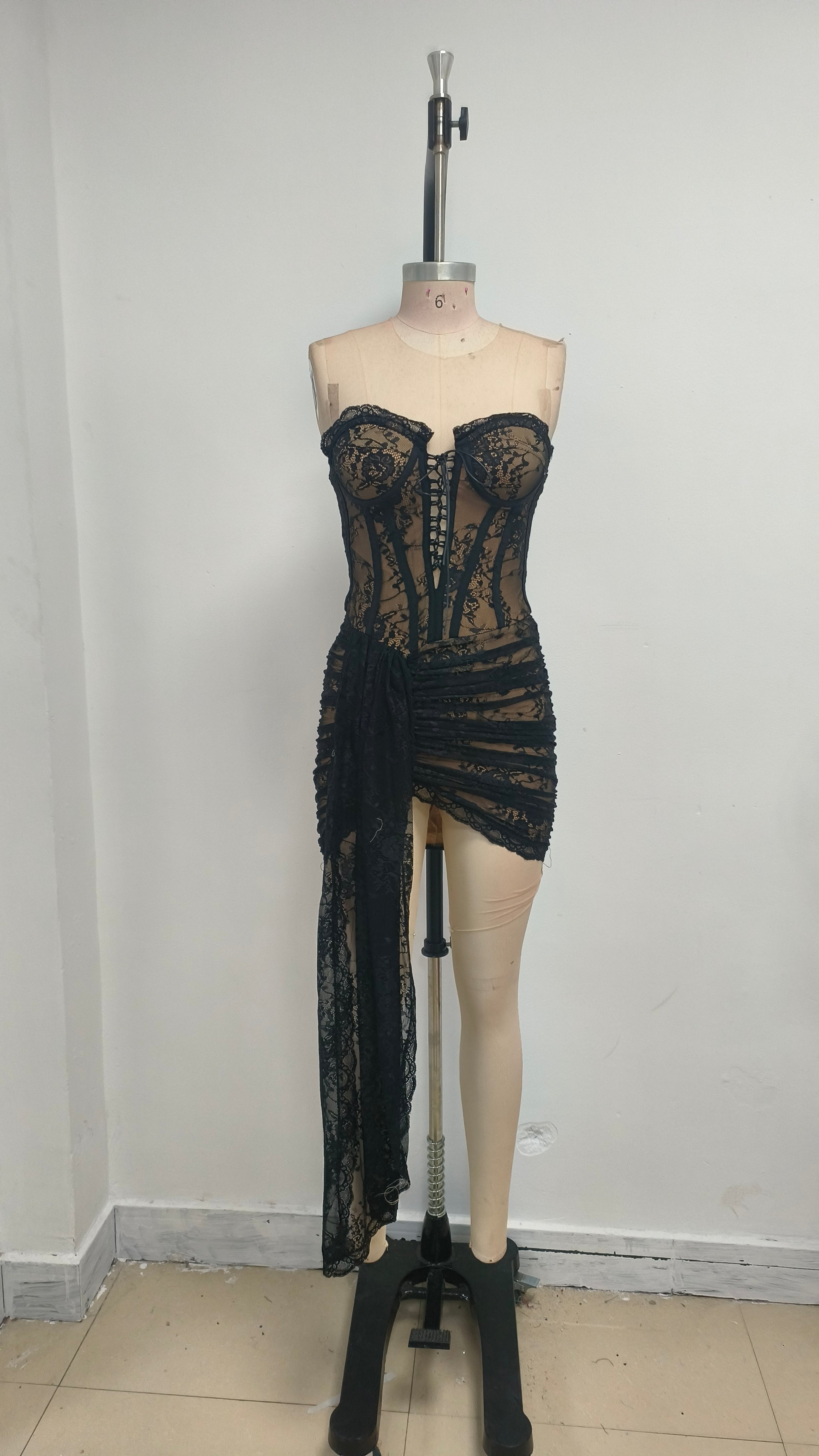 BLACK LINGERIE CORSET MINI SKIRT