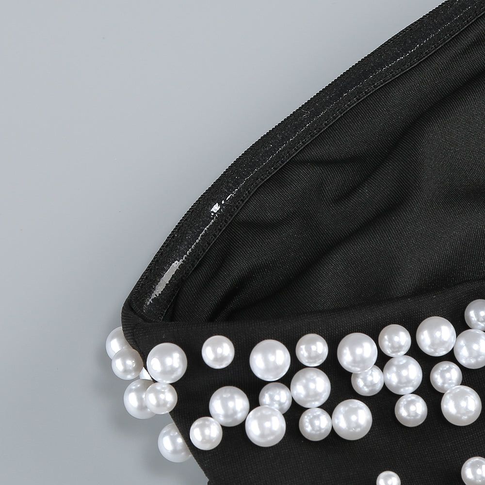 Trägerloses Maxikleid mit Perlen in Schwarz 