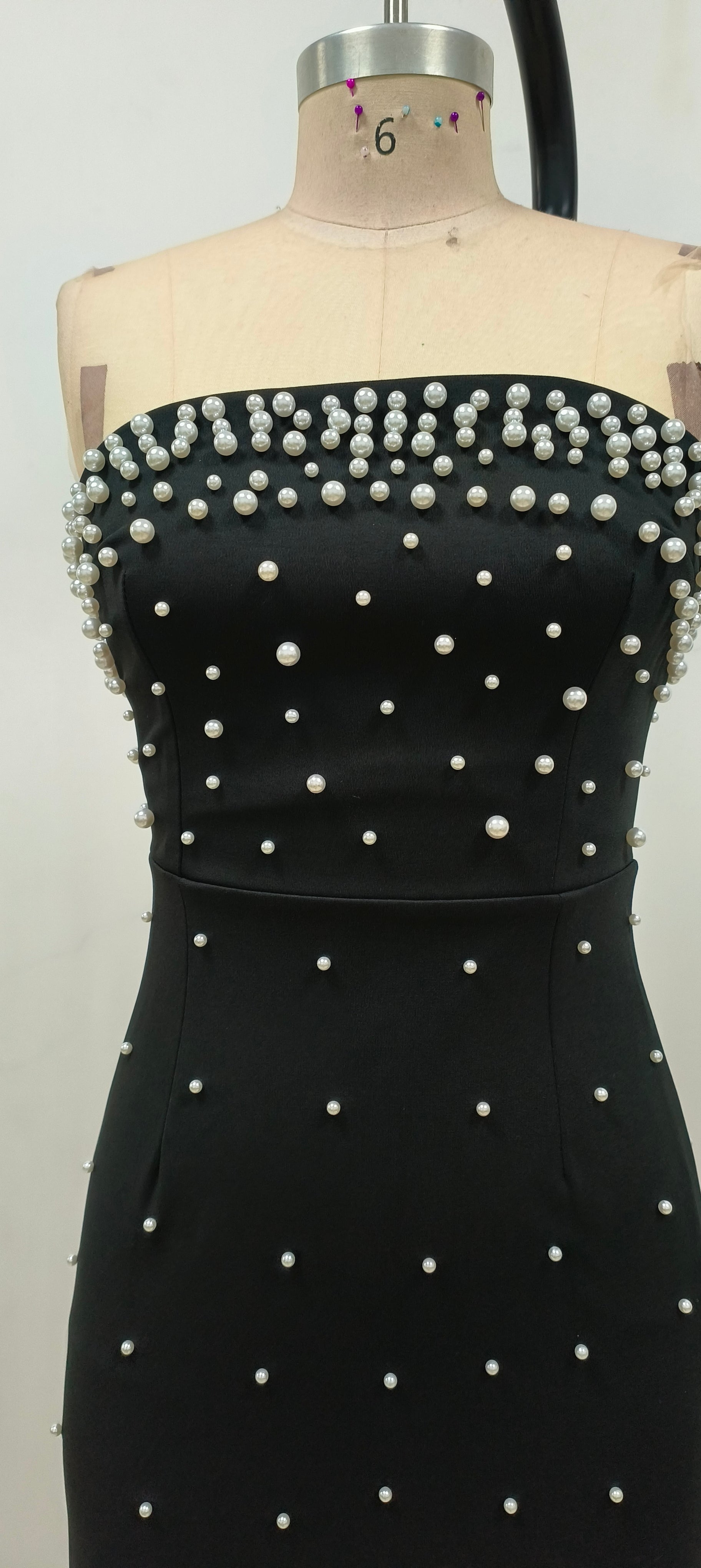 STRAPLESS PEARL MAXI DRESS BLACK