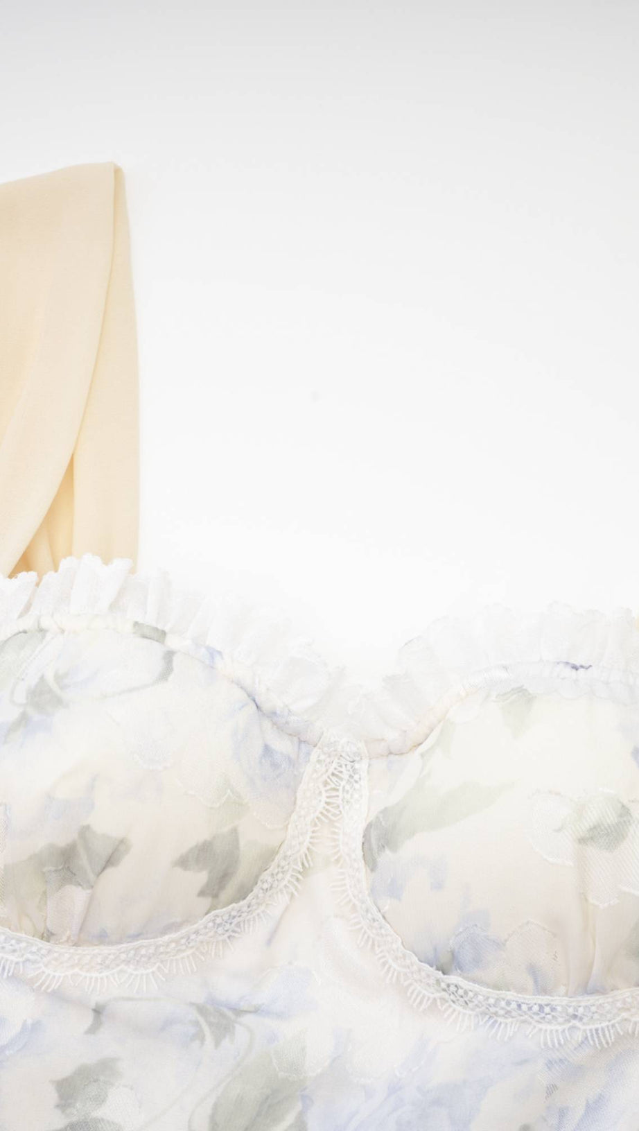 FLORAL PRINT RUCHED MINI DRESS IN WHITE