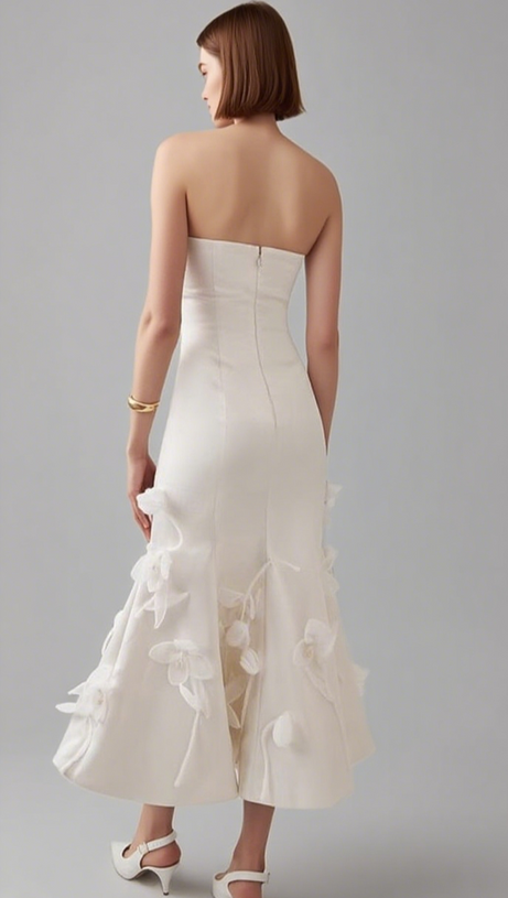 3D FLORAL APPLIQUE SLEEVELESS MIDI DRESS IN WHITE