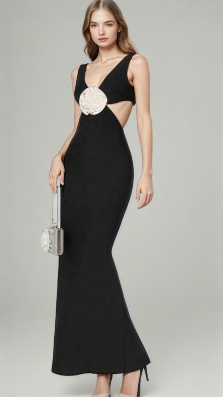 FLOWER V-NECK HOLLOW OUT MAXI DRESS IN BLACK