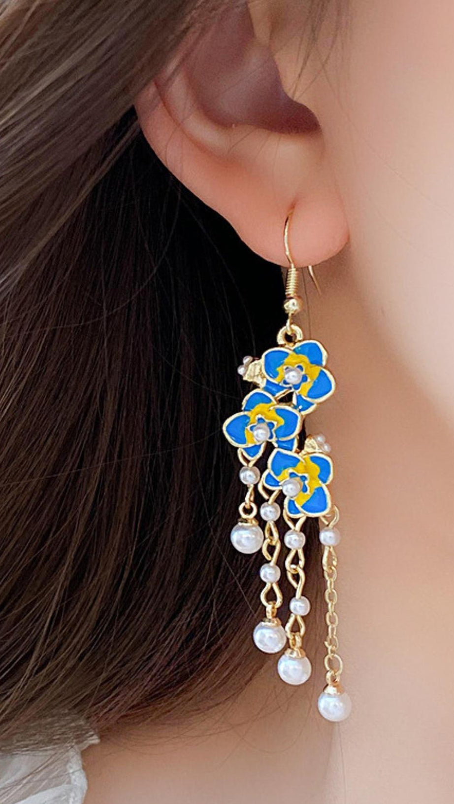DAVE BLUE FLOWER PEARL EARRINGS