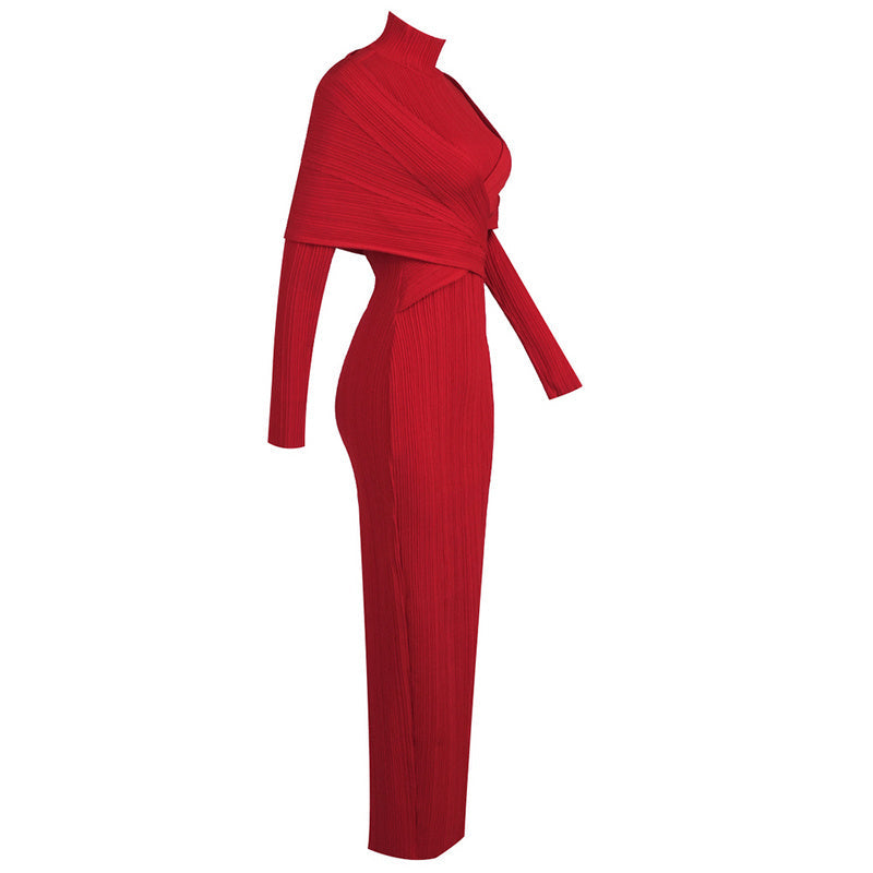 LONG SLEEVE PLEATED KNIT MAXI DRESS IN RED