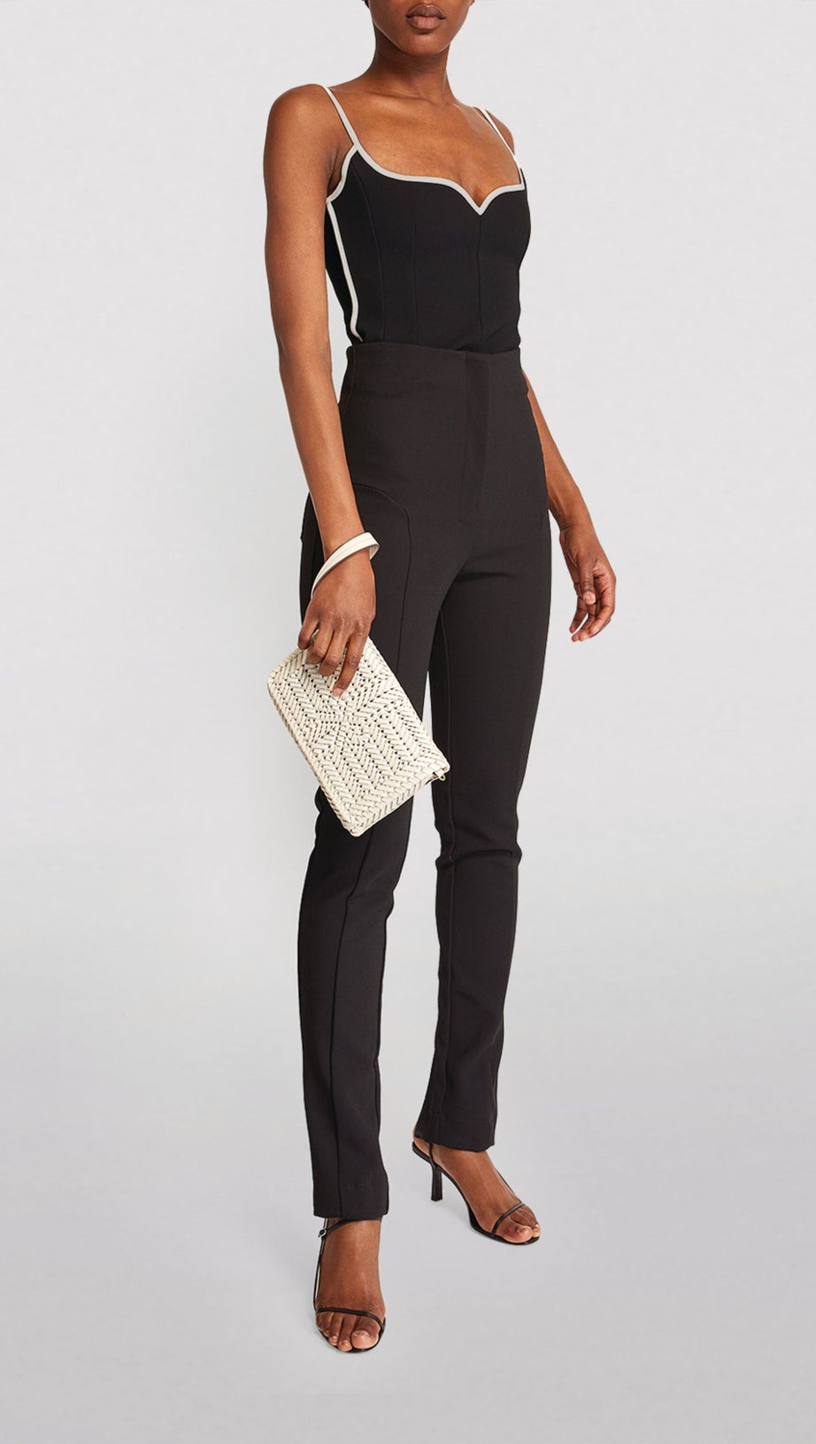 BLACK HEART SINGLET CONTRAST-TRIM TOP