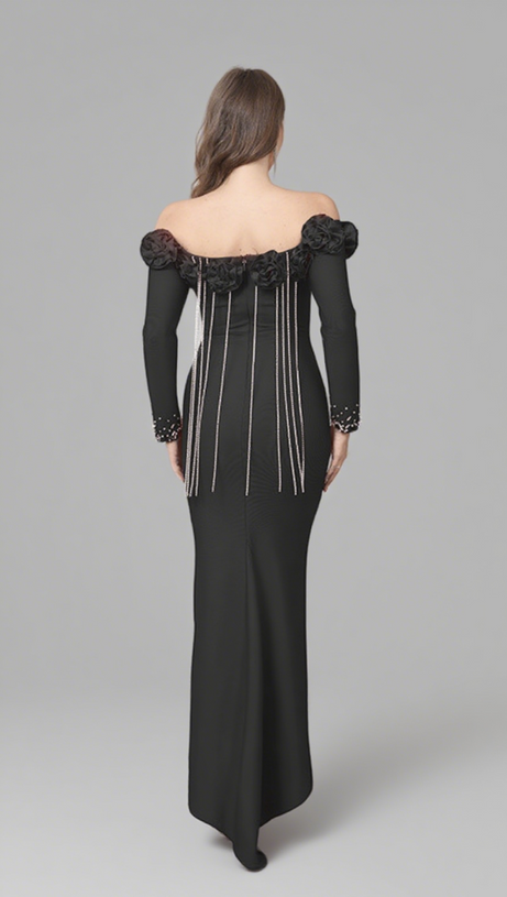 Schulterfreies Kleid mit Blumenbesatz und Strassverzierung in Schwarz