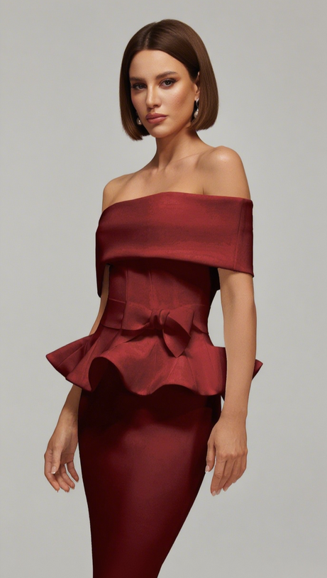 ABITO MIDI ROSSO CON SPALLE SCOPERTE E BORDI VOLANT ELEANORE