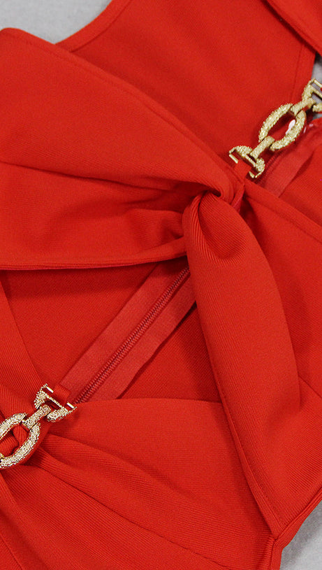 CUT OUT KNIT BANDAGE MIDI DRESS IN RED