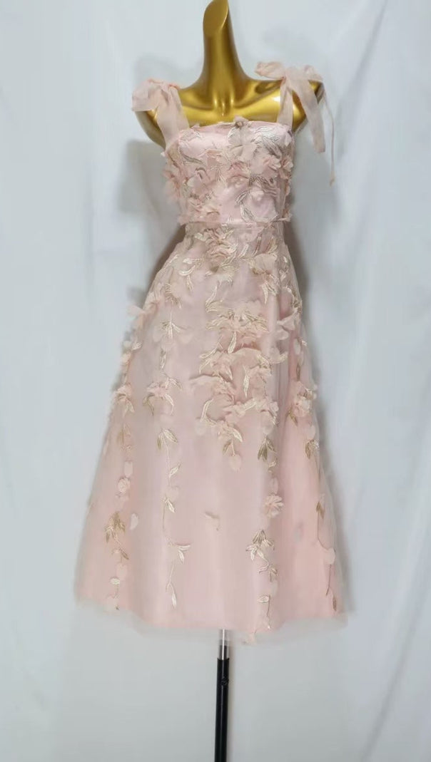 AIIZIE ABSOLUTE ELEGANCE 3D FLOWER MIDI DRESS - product image