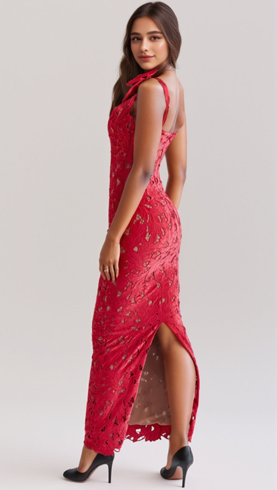 ABITO LUNGO IN PIZZO RICAMATO CON FIOCCO E CINTURINI HERMOSA ROSSO