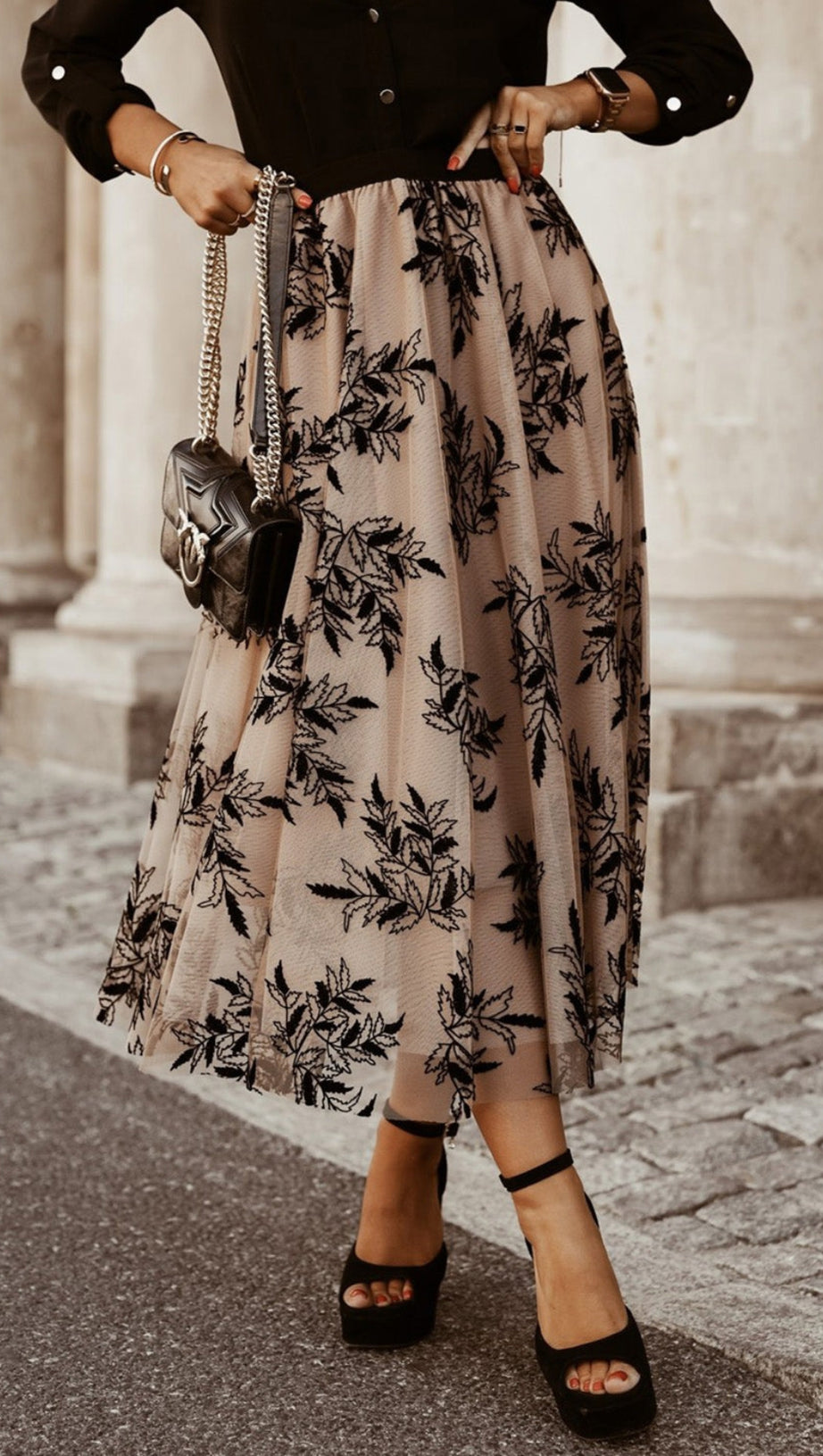 APRICOT FLORAL LEAVES EMBROIDERED HIGH WAIST MAXI SKIRT