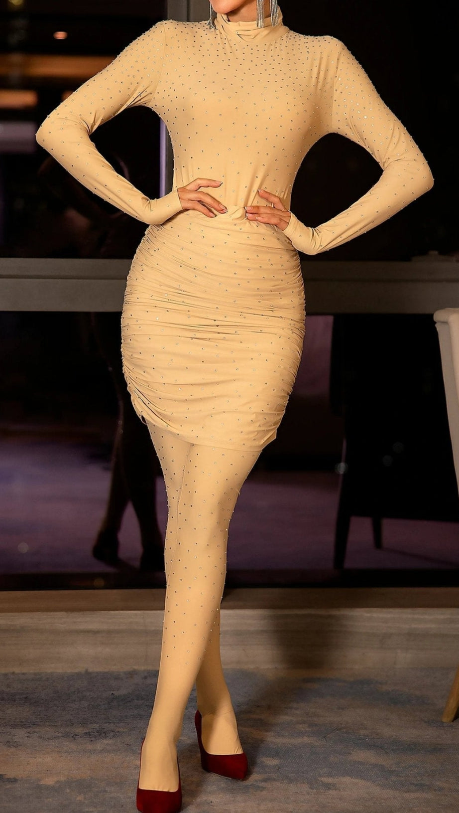 Completo tre pezzi Belen Nude con strass