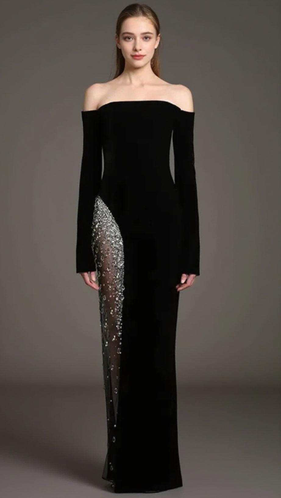 ABITO LUNGO A MANICHE LUNGHE IN RETE CON CRISTALLI BARDOT NERO
