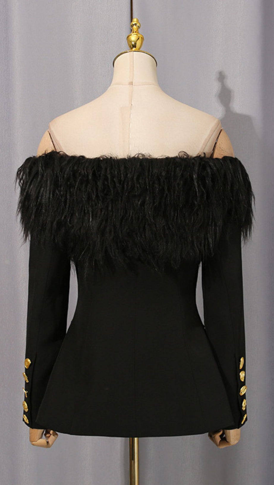 HYUNH BLACK OFF-SHOULDER FAUX FUR BLAZER | GOLDEN EYE BUTTONS