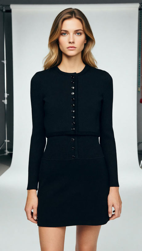Elegant Women's Cropped Knit Cardigan - Timeless Style & Versatility