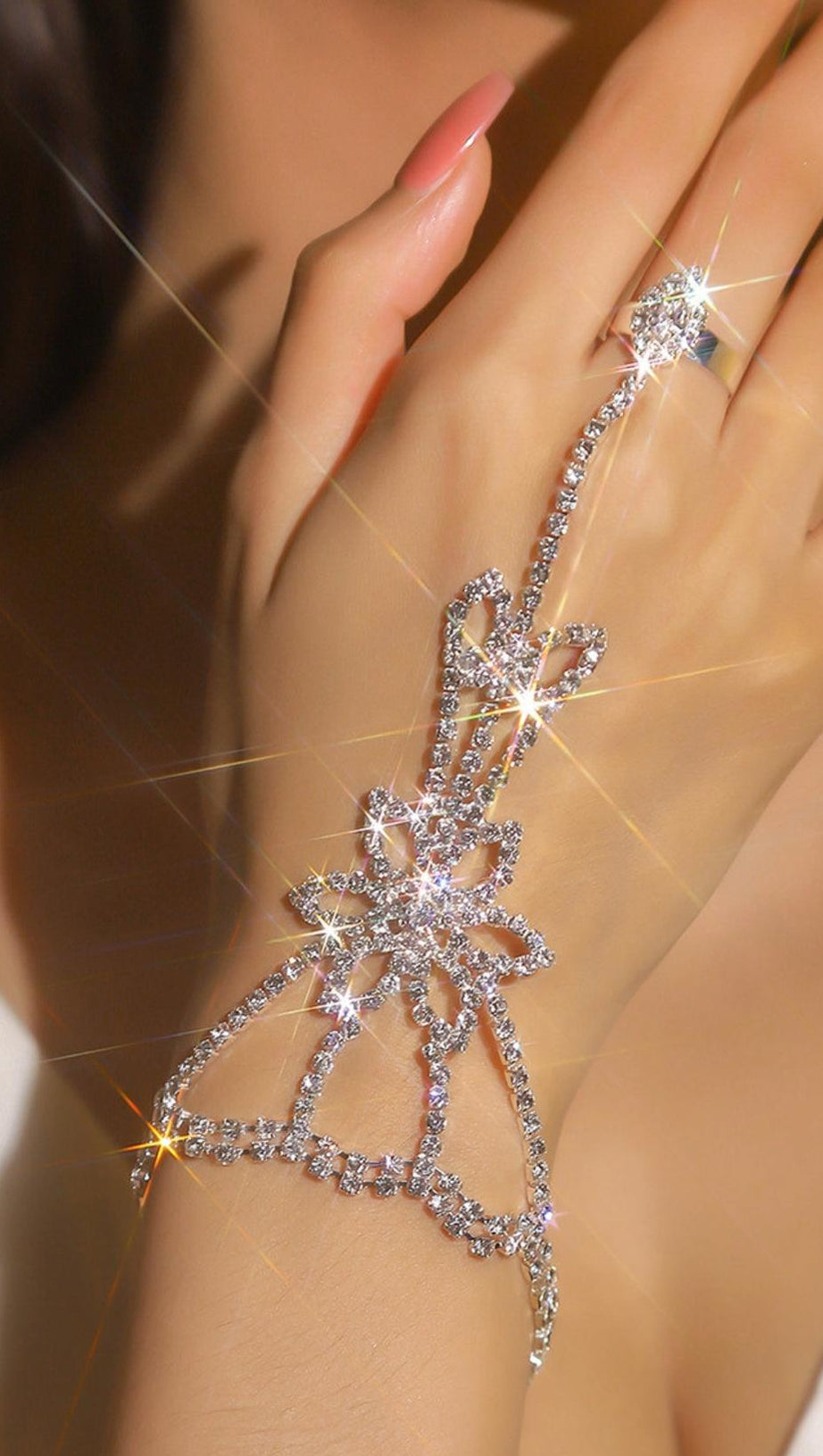 DUCHESS RHINESTONE INTERFINGER BRACELET