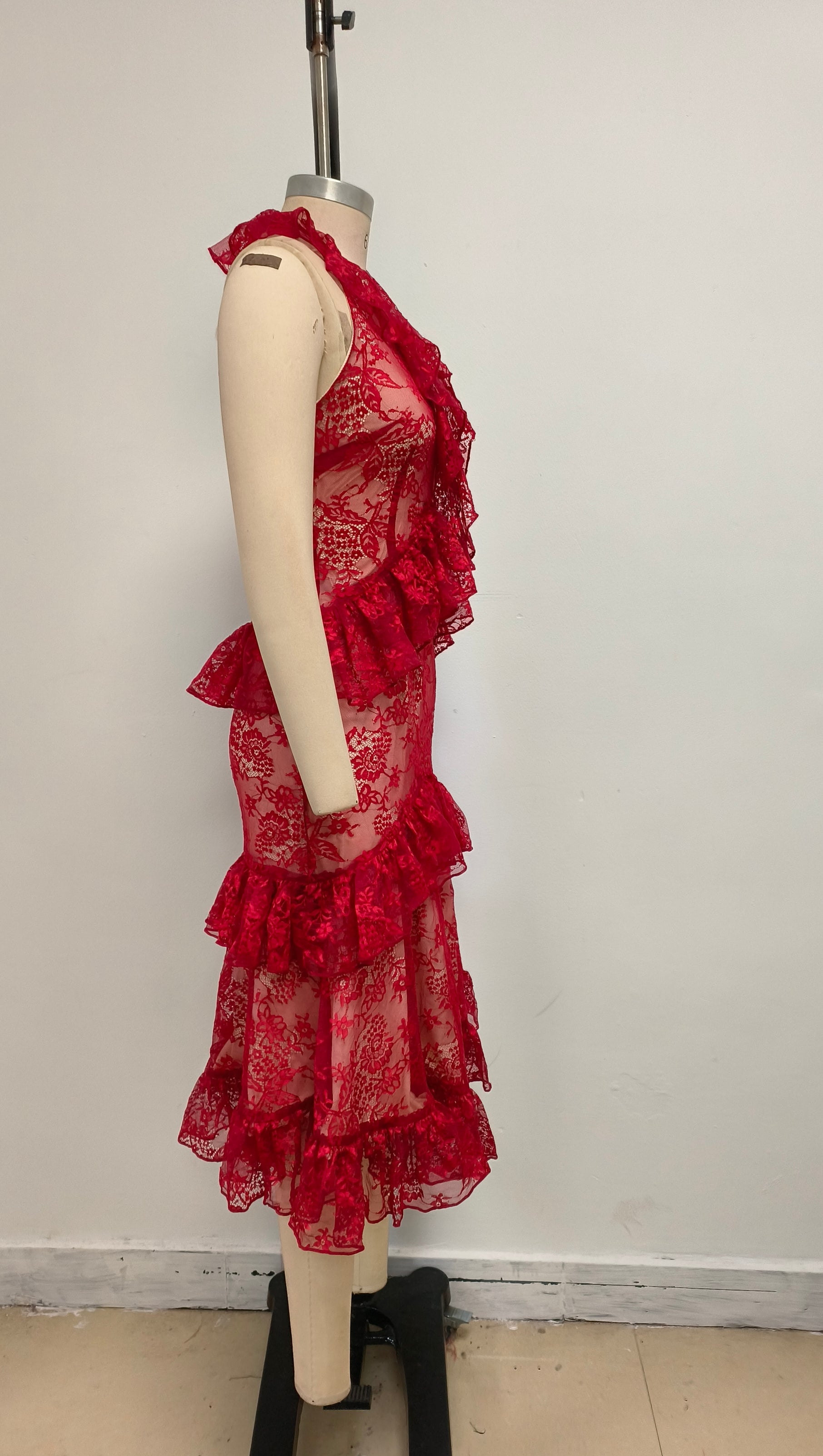 AIIZIE BACKLESS LACE RUFFLED HALTER NECK RED MIDI DRESS - product image