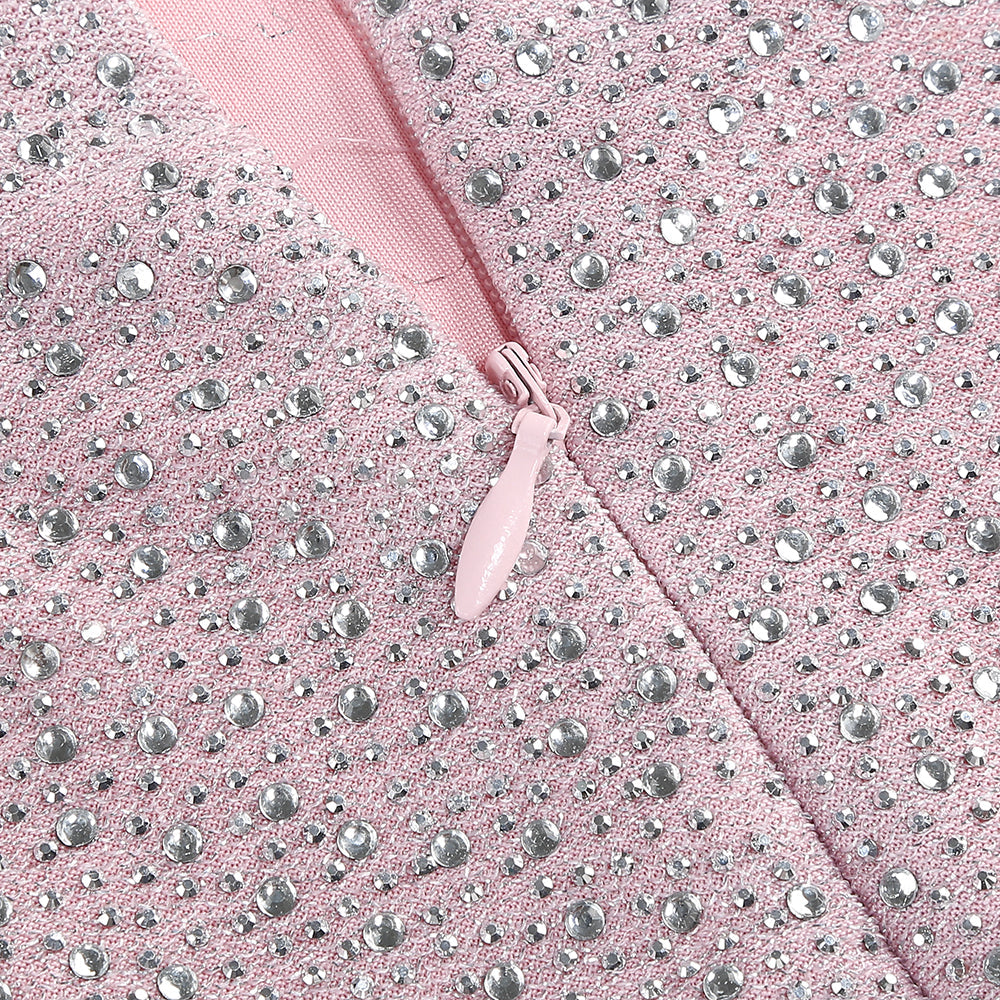 RÜCKENFREIES, MIT KRISTALL VERZIERTES MAXIKLEID IN PINK