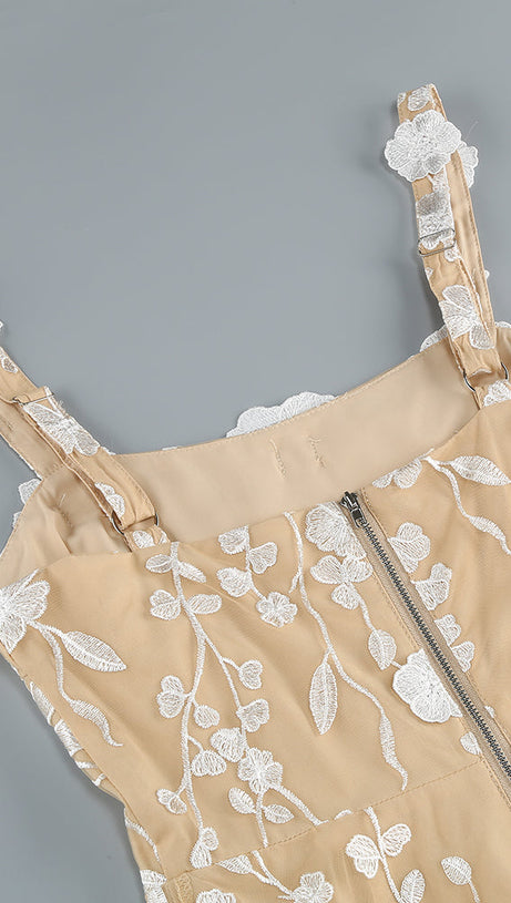 APPHIA FLORAL EMBROIDERED SLEEVELESS TULLE MAXI DRESS