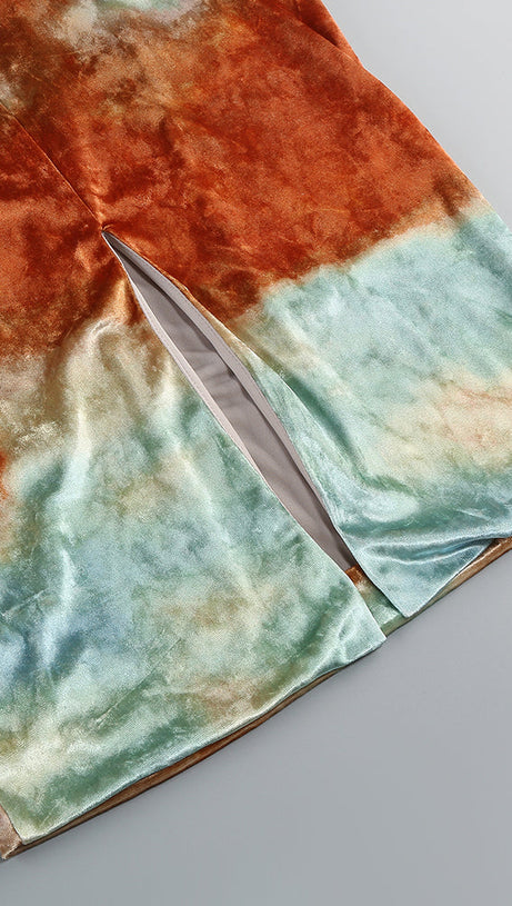 RUCHED VELVET STRAPLESS MIDI DRESS IN GREEN BROWN