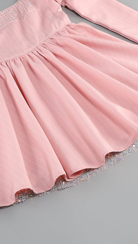 PUFF-KLEID MIT LANGEN ÄRMELN UND KRISTALLKORSETT IN A-LINIE IN PINK
