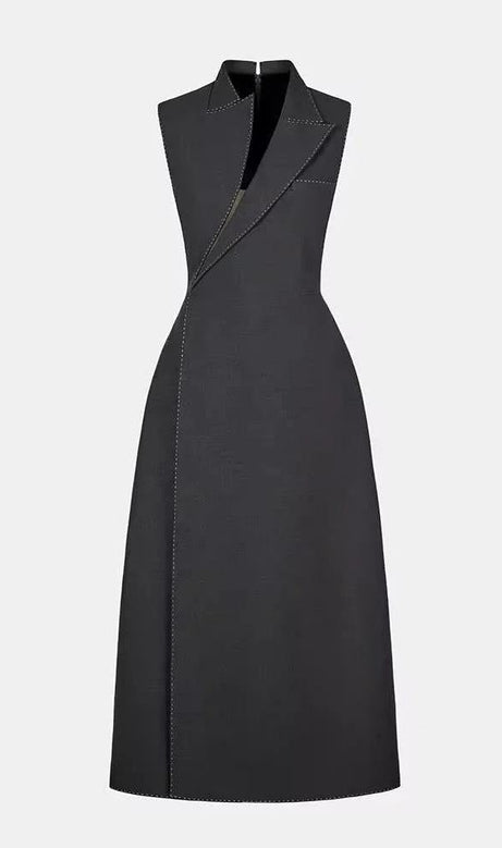 abito midi con colletto asimmetrico e blazer grigio