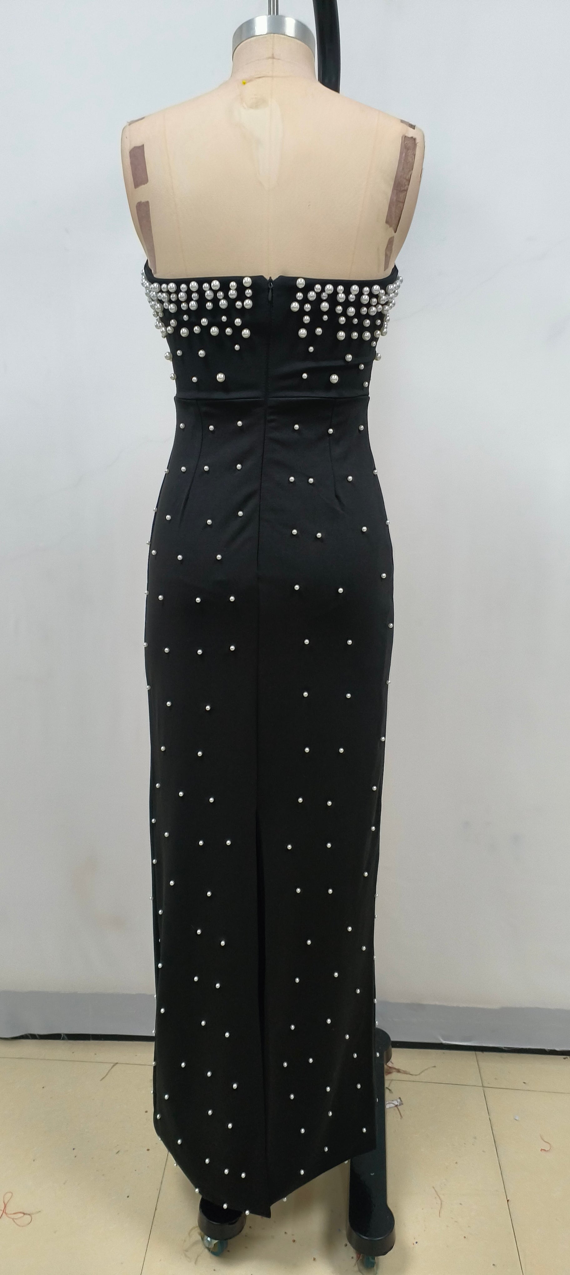 STRAPLESS PEARL MAXI DRESS BLACK