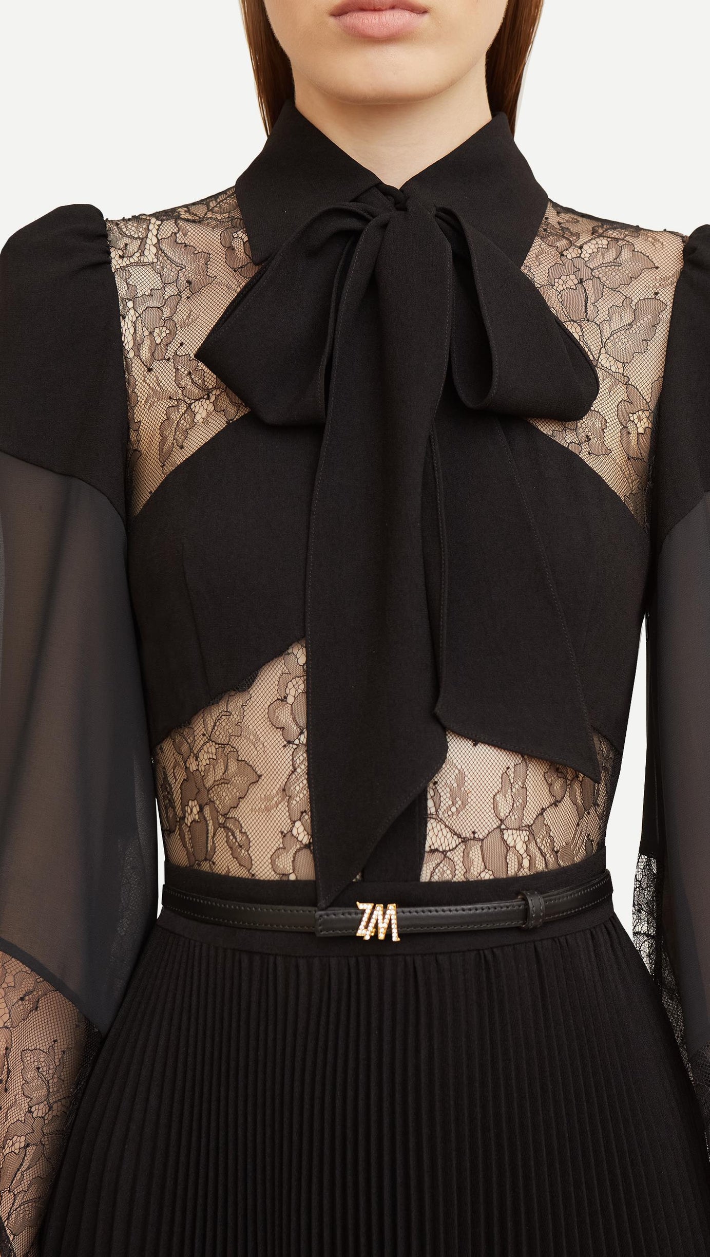 SIMONA LACE SPLICE PLEATED MAXI DRESS IN BLACK