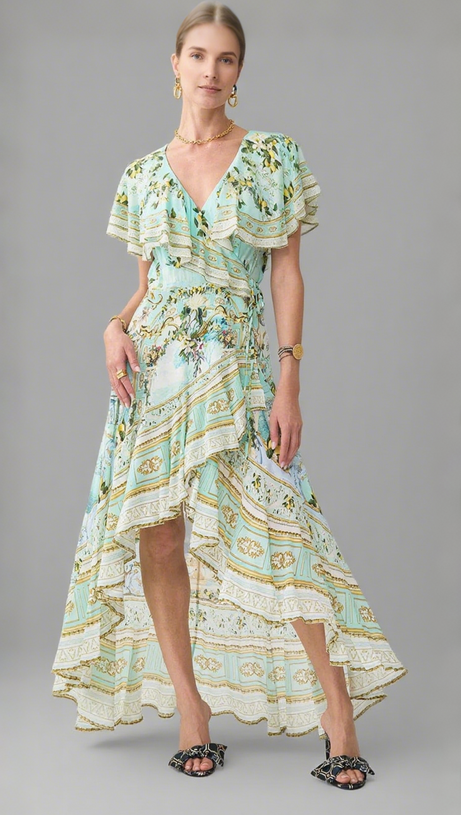 ABITO LUNGO IN SETA CON SCOLLO A V, ORLO IRREGOLARE, STAMPATO MULTICOLORE VERDE