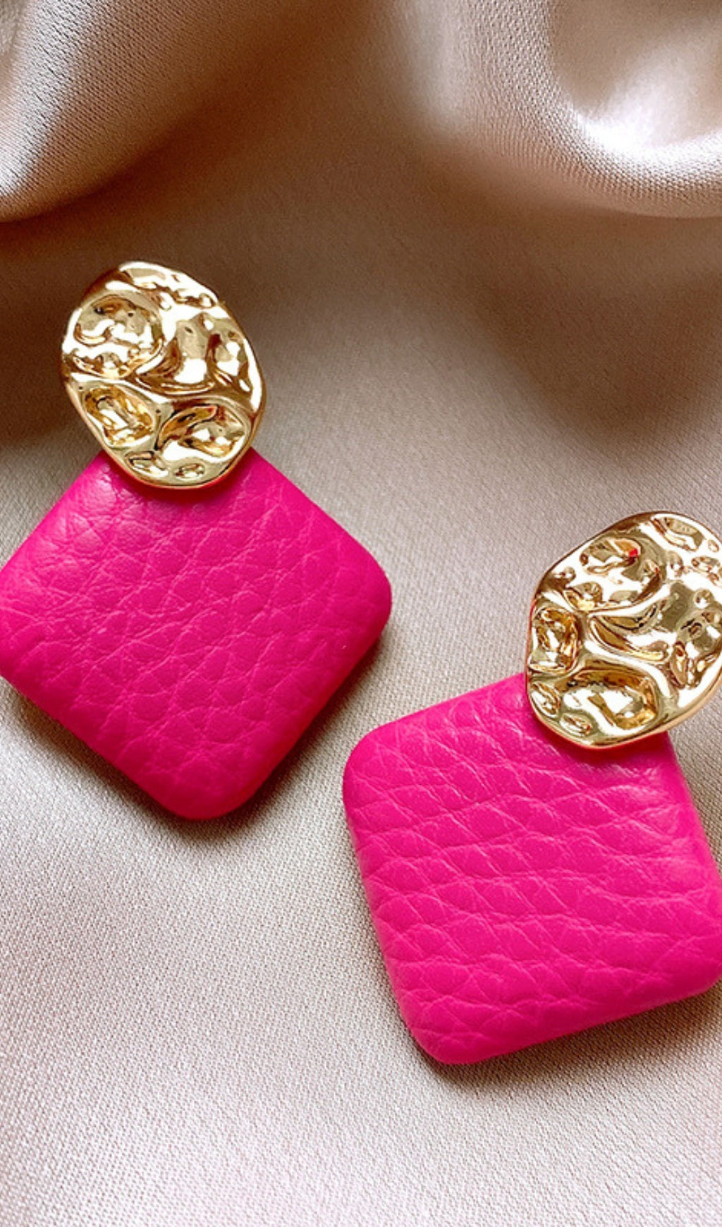 DAKOTA PINK EARRINGS