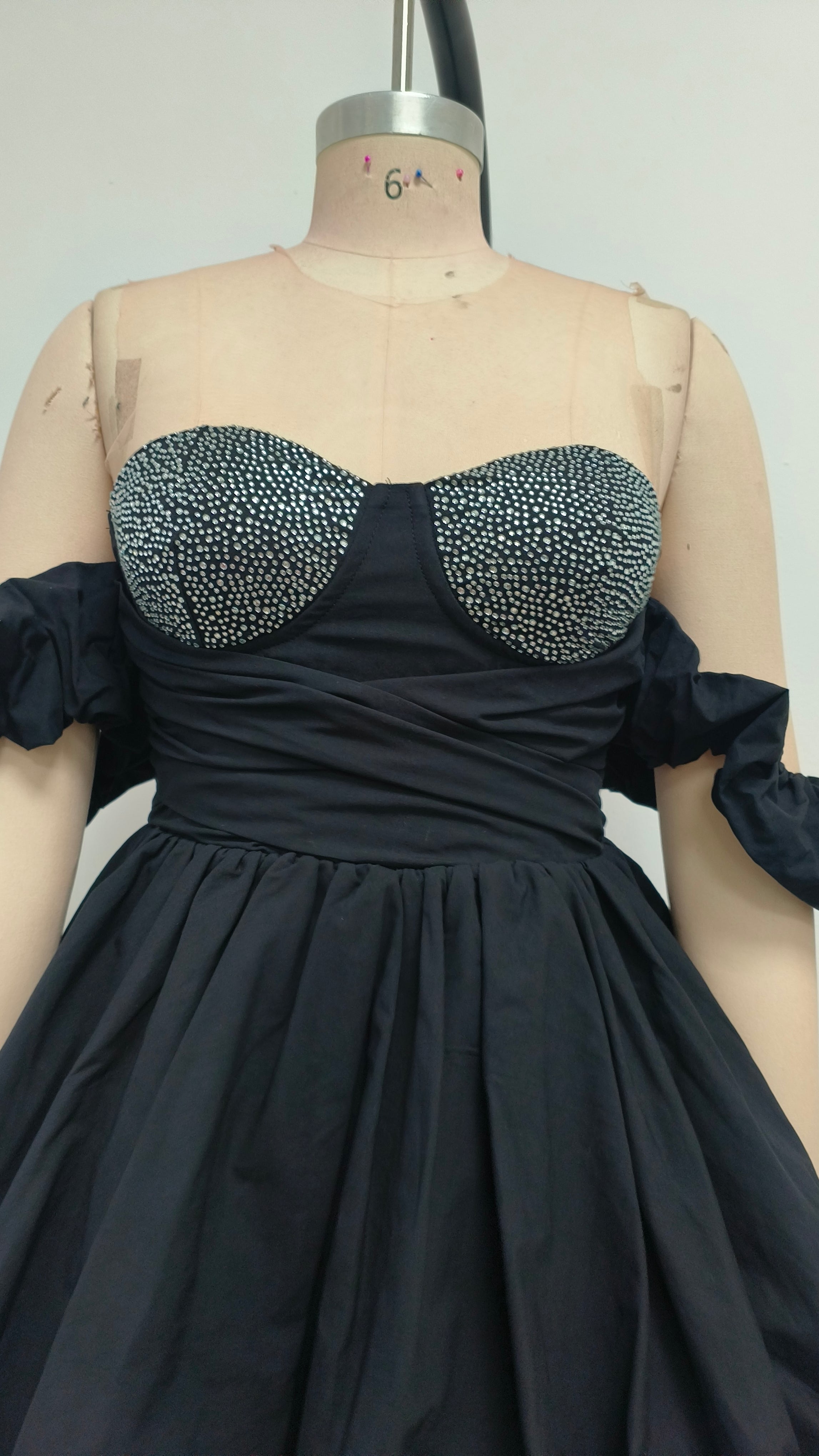 DELISE BLACK OFF-SHOULDER DIAMOND MINI DRESS