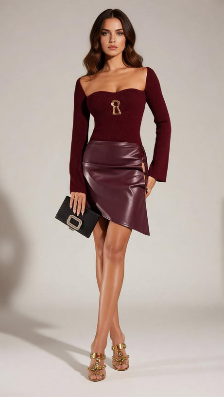 Evolia Enchant Keyhole Ribbed Knit Long Sleeve Top