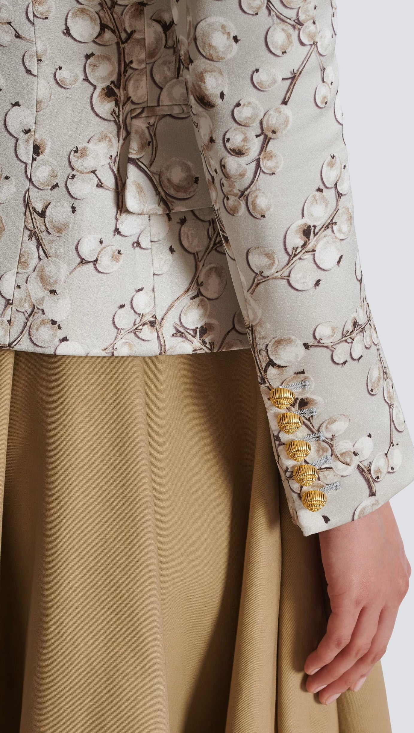 6-BUTTON SATIN JACKET WITH REDCURRANT PRINT