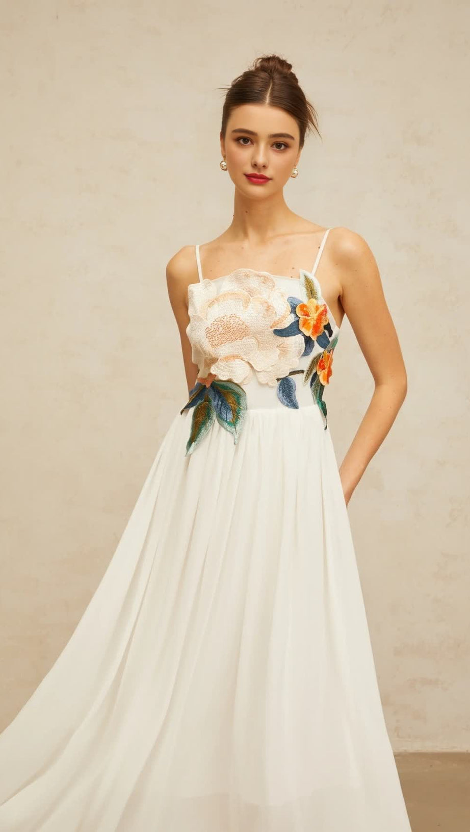 JOANN APPLIQUÉ CAMELLIA FLORAL MAXI DRESS IN WHITE