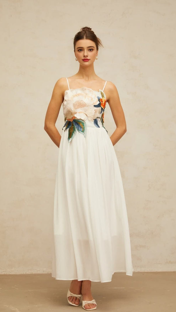 AIIZIE JOANN APPLIQUÉ CAMELLIA FLORAL MAXI DRESS IN WHITE - product image