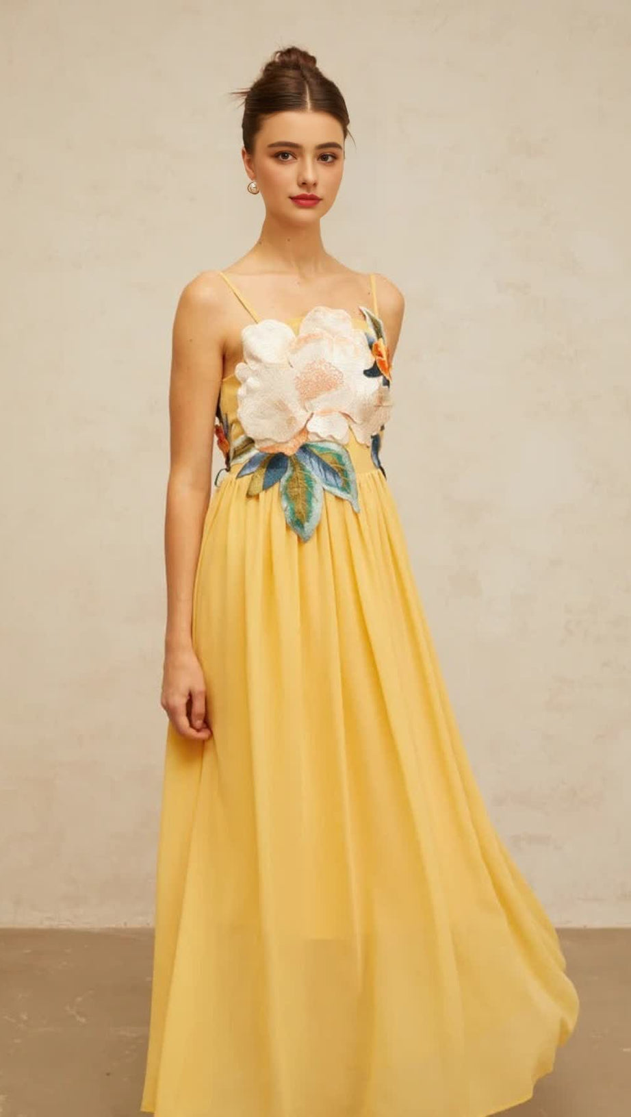 JOANN APPLIQUÉ CAMELLIA FLORAL MAXI DRESS IN YELLOW