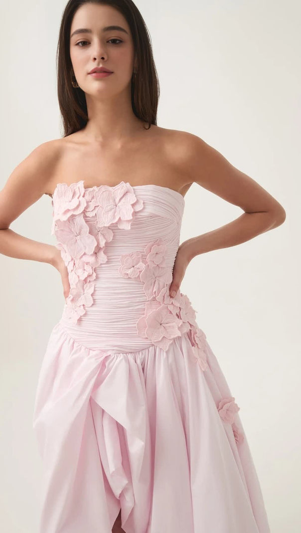AIIZIE NANCY BUBBLE HEM MAXI DRESS IN PASTEL PINK - product image