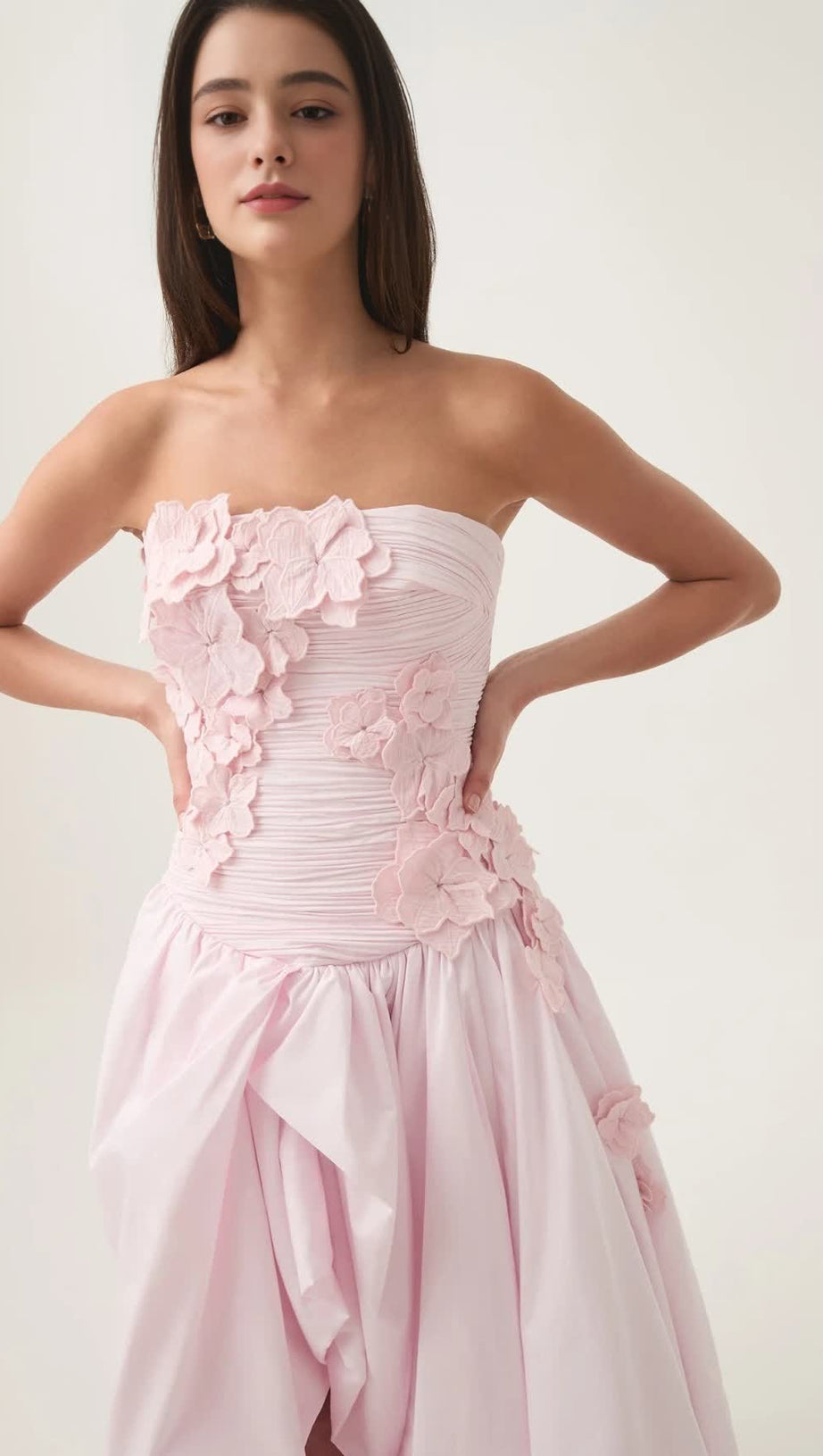 NANCY BUBBLE HEM MAXI DRESS IN PASTEL PINK