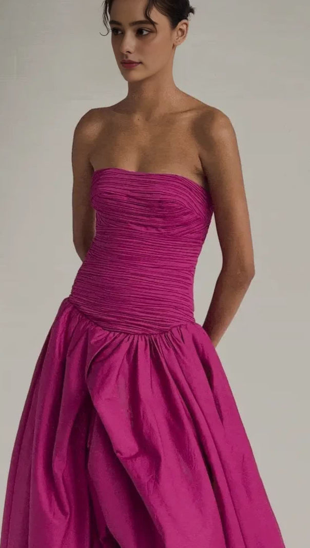 AIIZIE NANCY BUBBLE HEM MAXI DRESS IN ROSE RED - product image