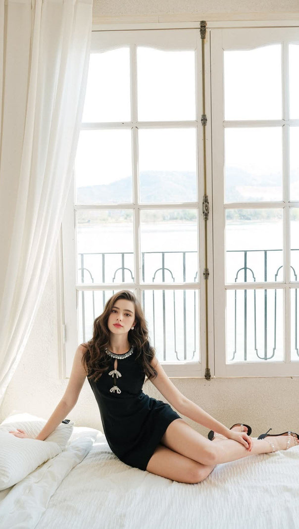 AIIZIE CECILIA HOLLOW BOW MINI DRESS IN BLACK - product image