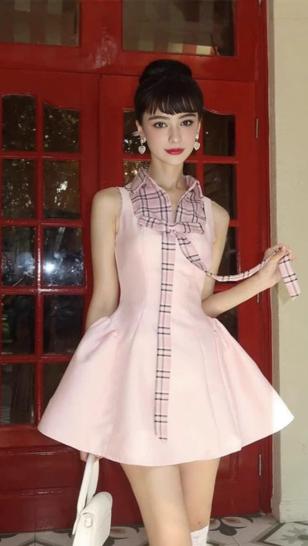 AIIZIE CHECKED SHIRT COLLAR SLEEVELESS PUFFY MINI DRESS IN PINK - product image