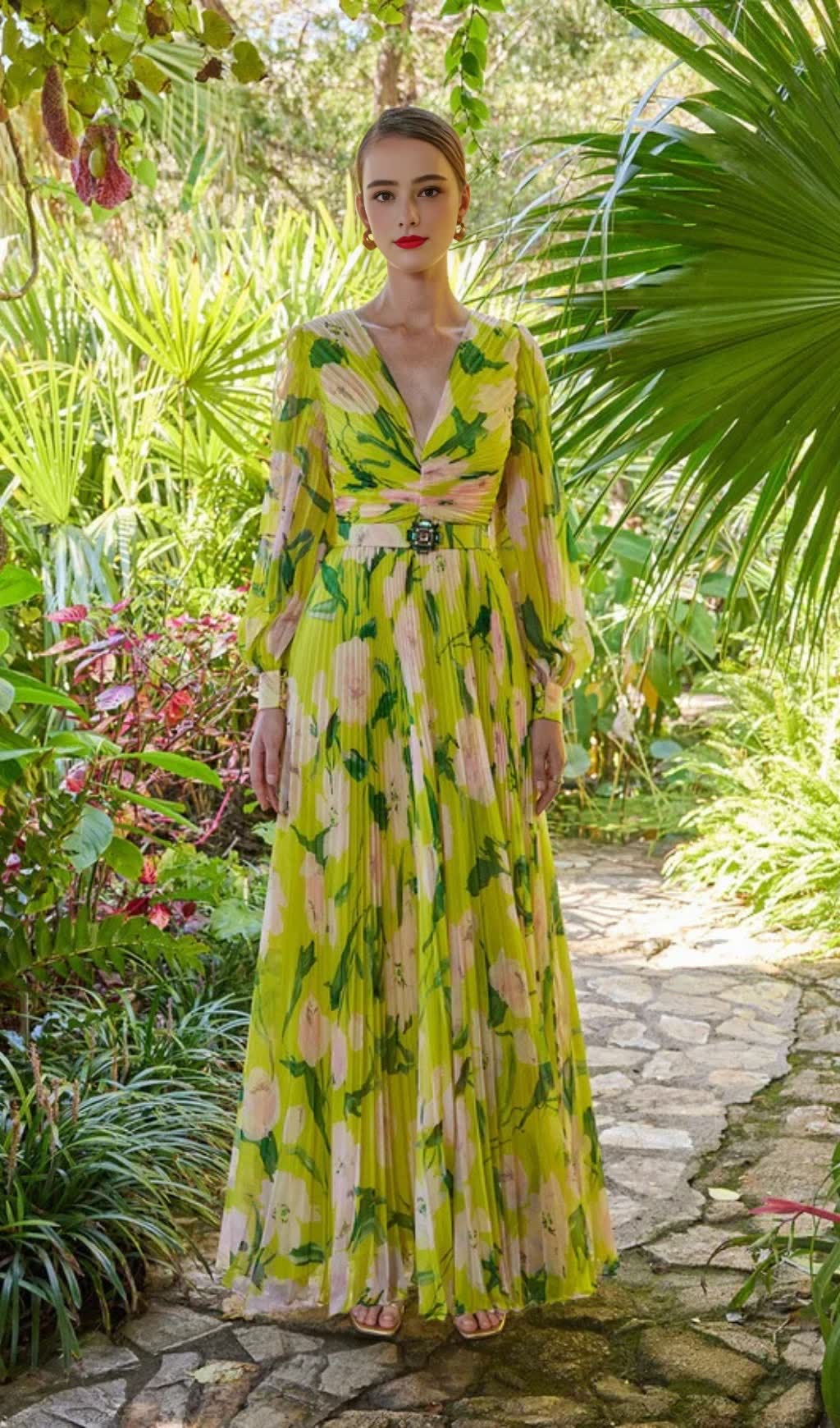 YELLOW LONG-SLEEVED FLORAL MAXI DRESS