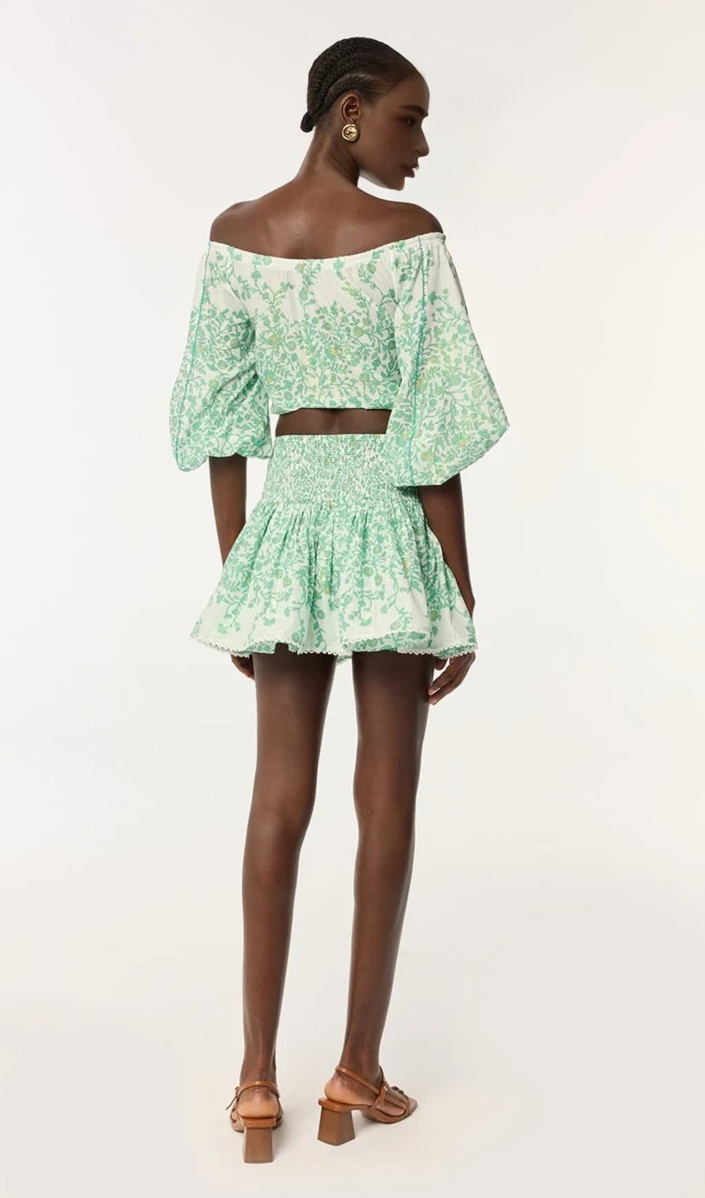 OFF-SHOULDER FLORAL PRINT MINI SKIRT SET IN GREEN