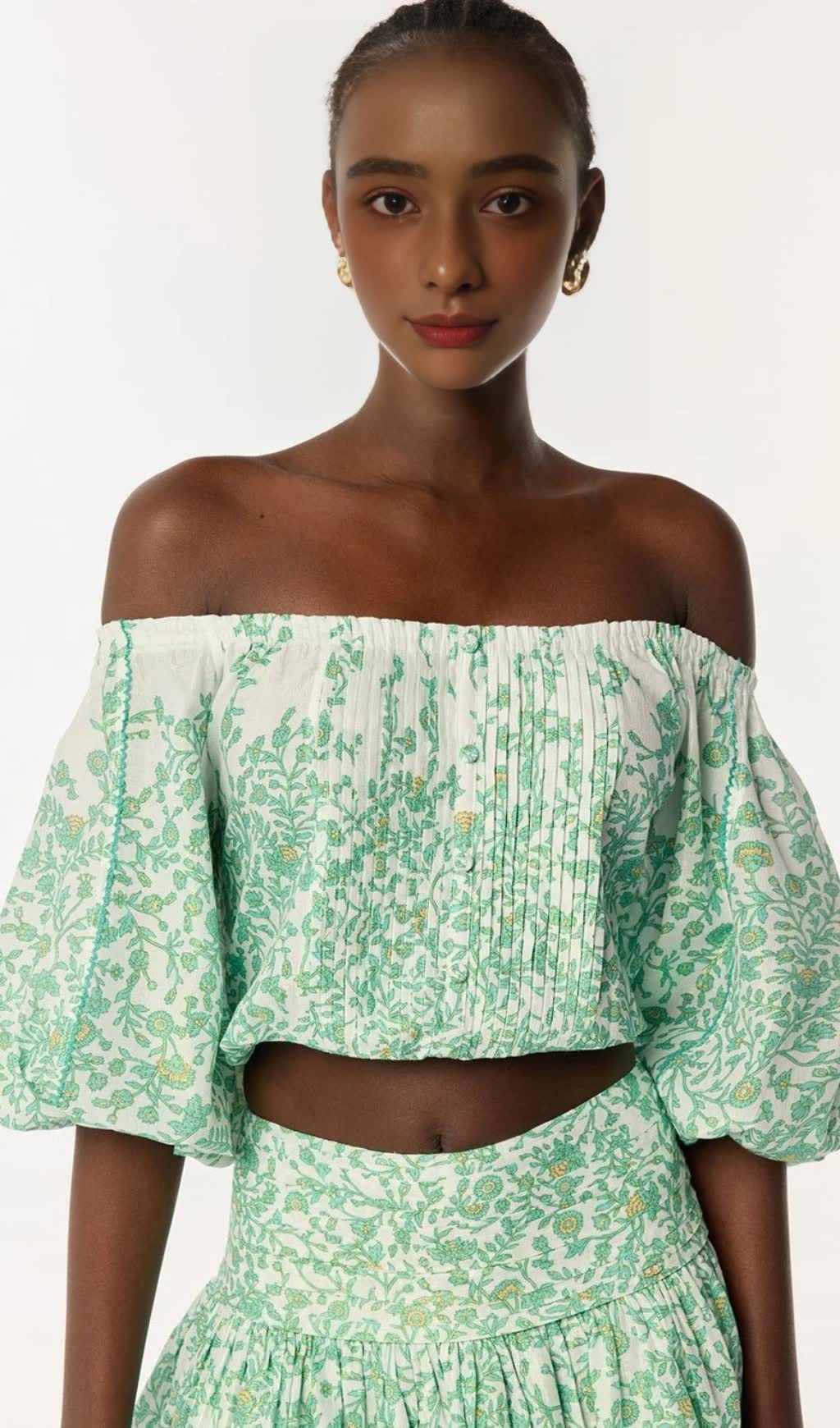 OFF-SHOULDER FLORAL PRINT MINI SKIRT SET IN GREEN