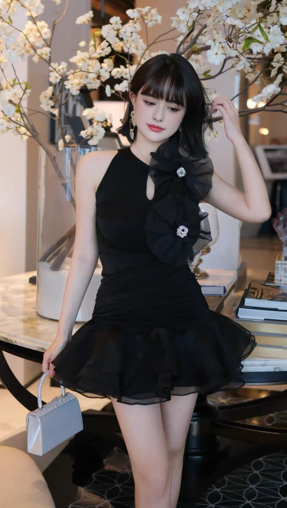 BLACK ROUND NECK SLEEVELESS RUFFLED MINI DRESS